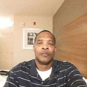 Meet your Posher, Derrick